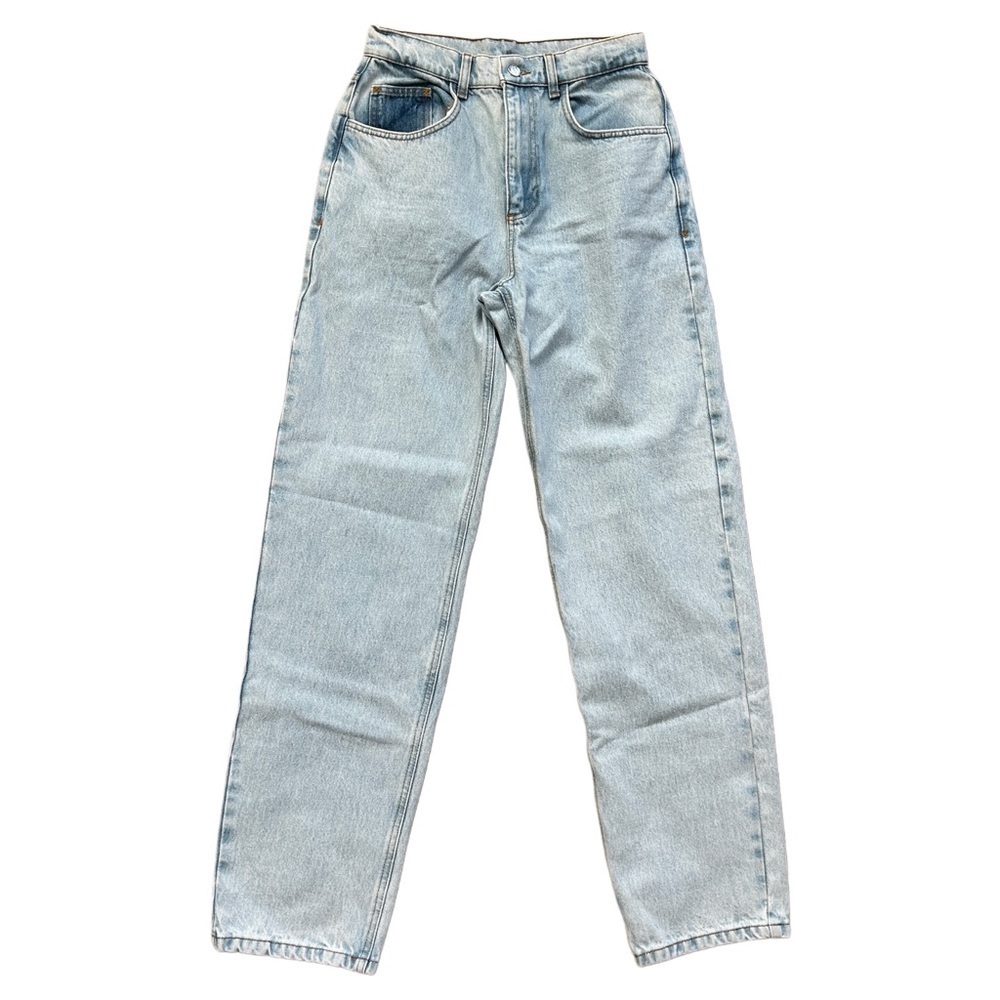 Reclaimed Vintage Light Wash Blue Tapered Leg Denim Jeans Size W26